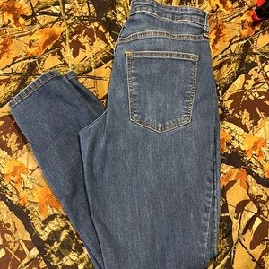 Universal thread jeans - 4/27R - mid rise skinny